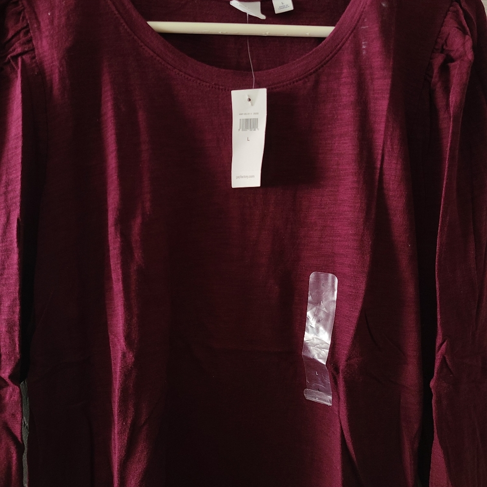 NWT Gap Women's Long Sleeve